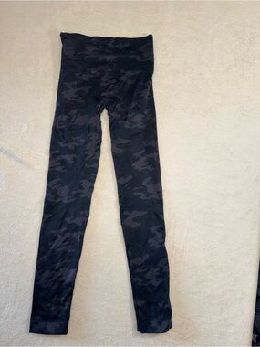 SPANX Charcoal Black Camo High-Rise Jogger Leggings